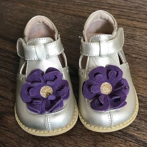 Livie & Luca gold and purple petals 6